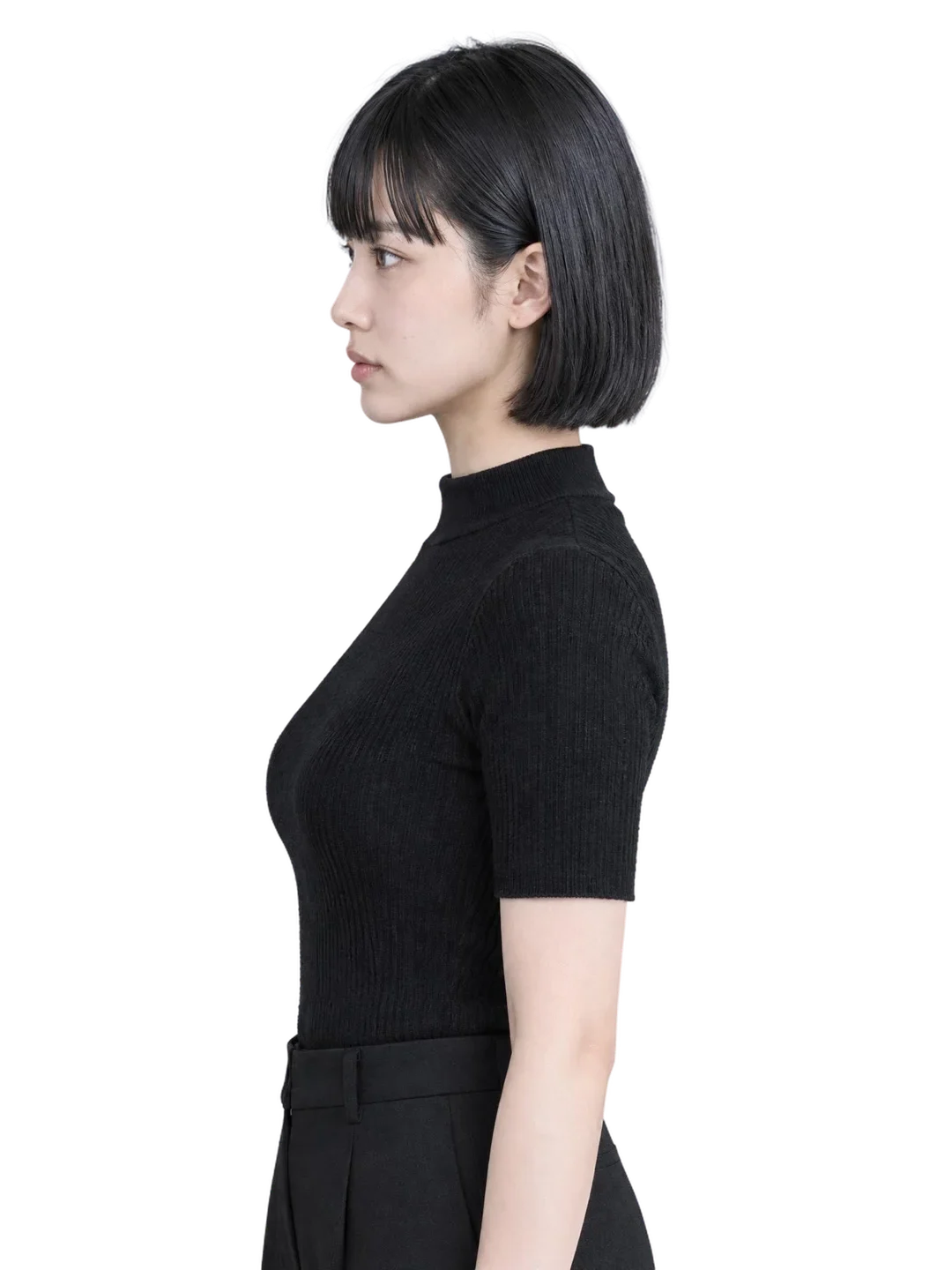 Yuna Mori, left profile view