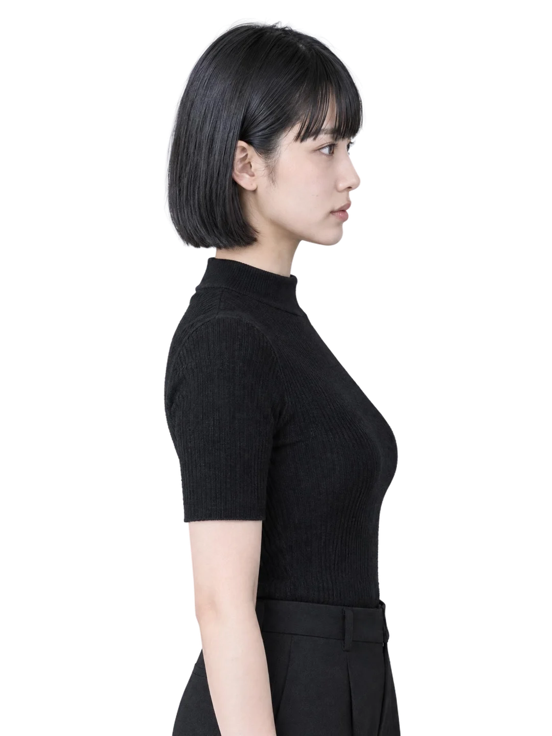 Yuna Mori, right profile view